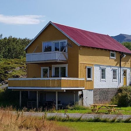 Farmer Apartment Laukvik エクステリア 写真