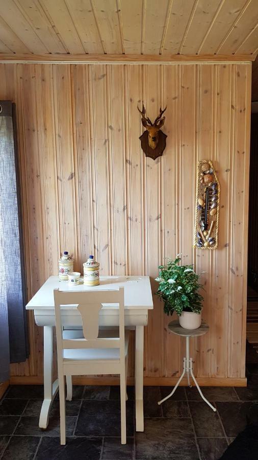 Farmer Apartment Laukvik エクステリア 写真